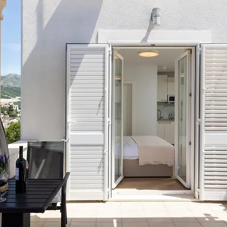 Sandra Solitudo I Apartman