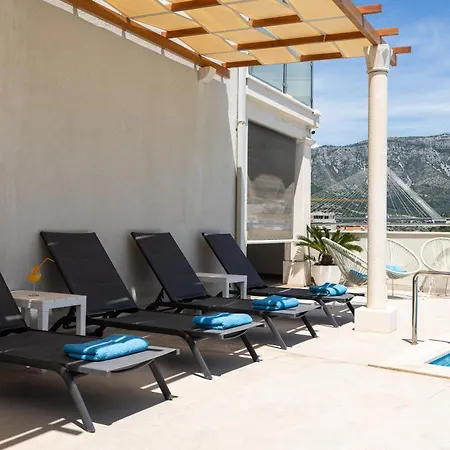 Apartment Sandra Solitudo I