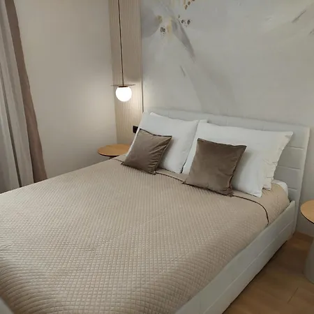 Apartmán Sandra Solitudo I *