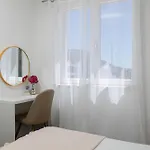 Apartment Sandra Solitudo I